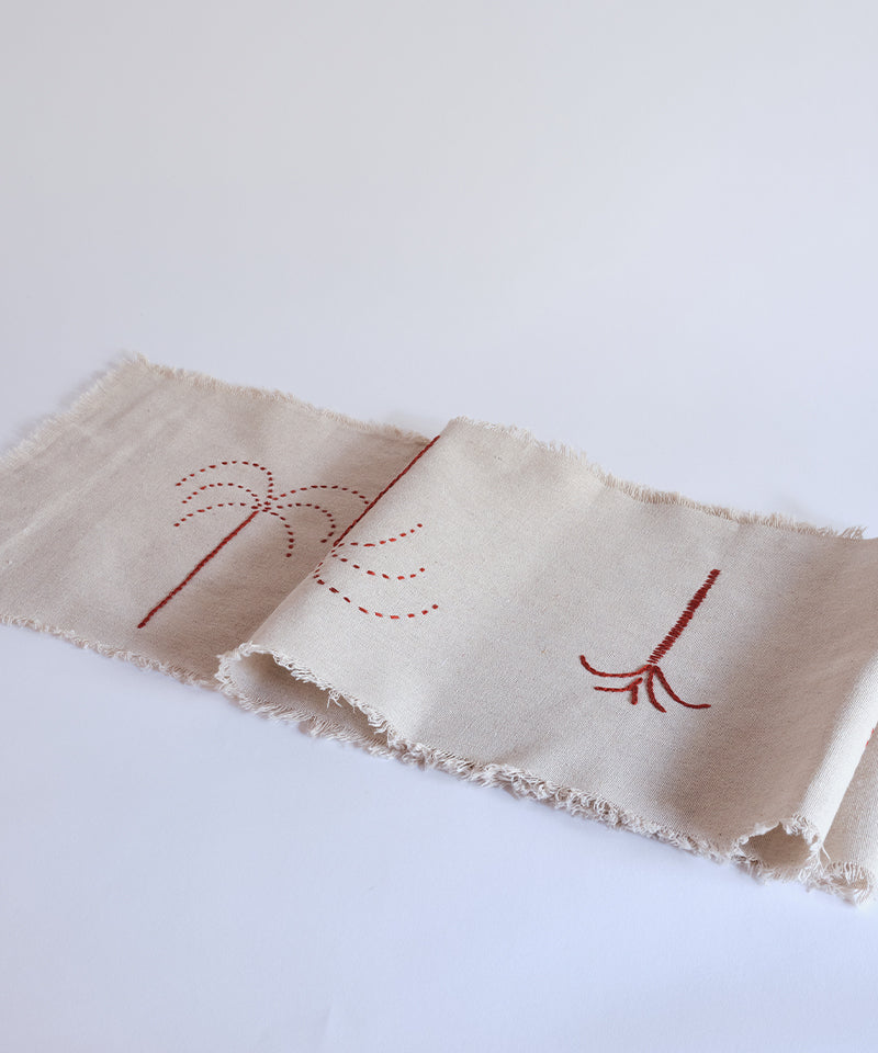 Cinnamon Palmeritas Linen Table Runner