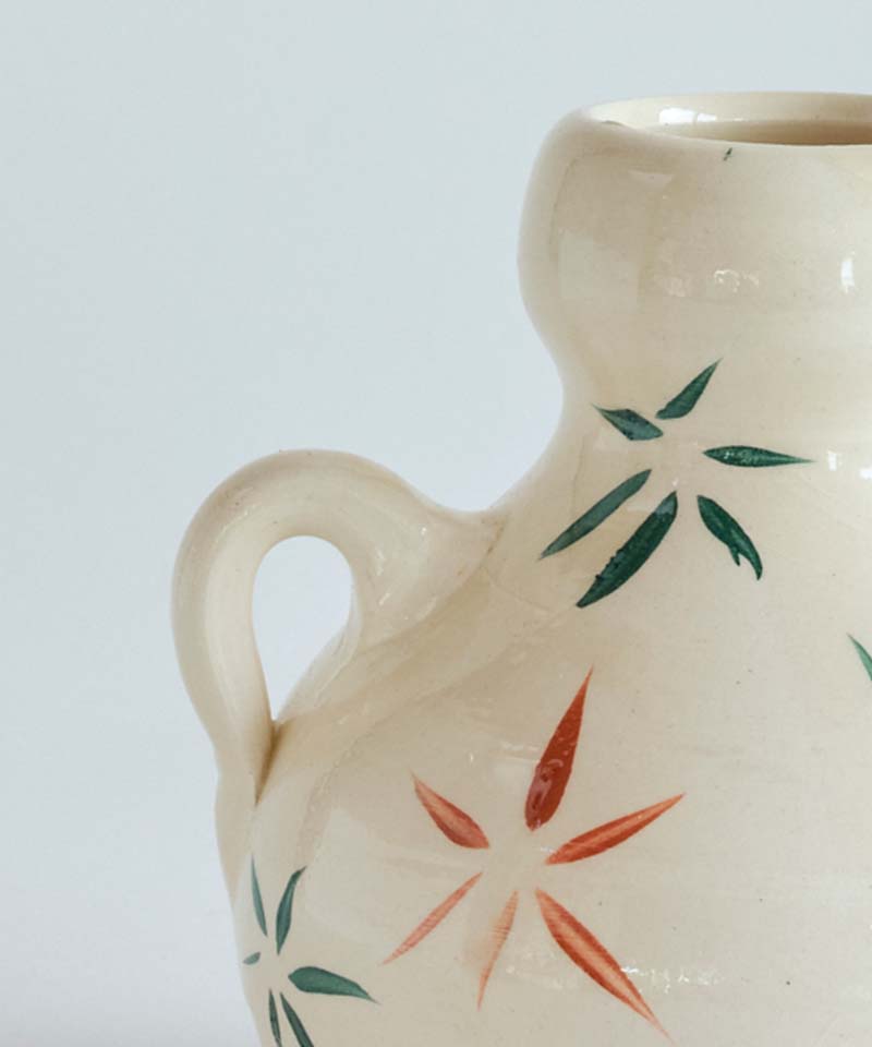 Vase 12 by Adrián