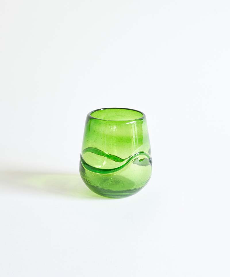 Onda Vase in Lime Green