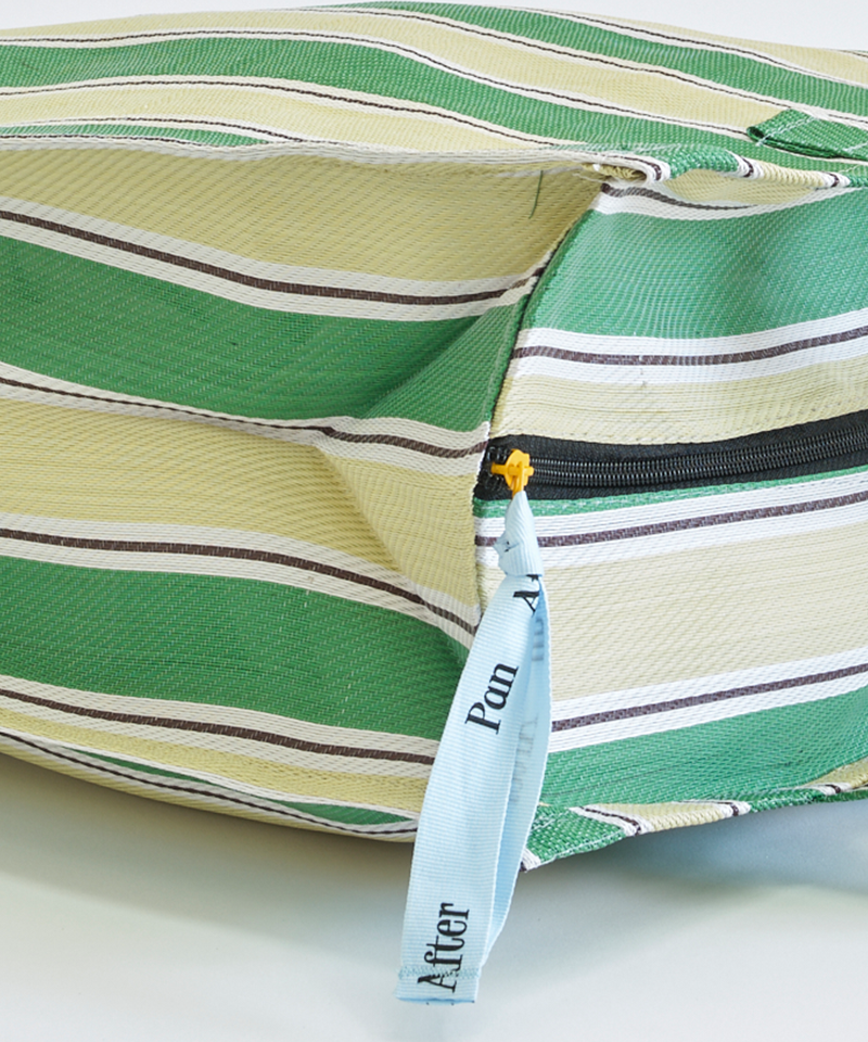 Small day 2025 bag
