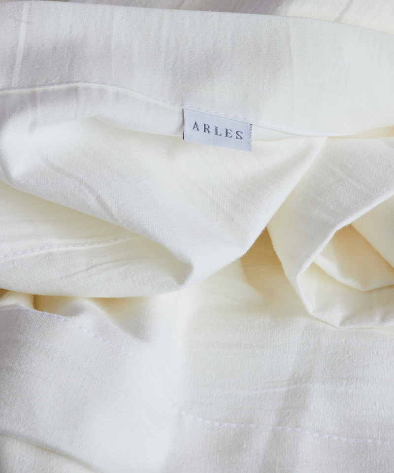 White Tablecloth